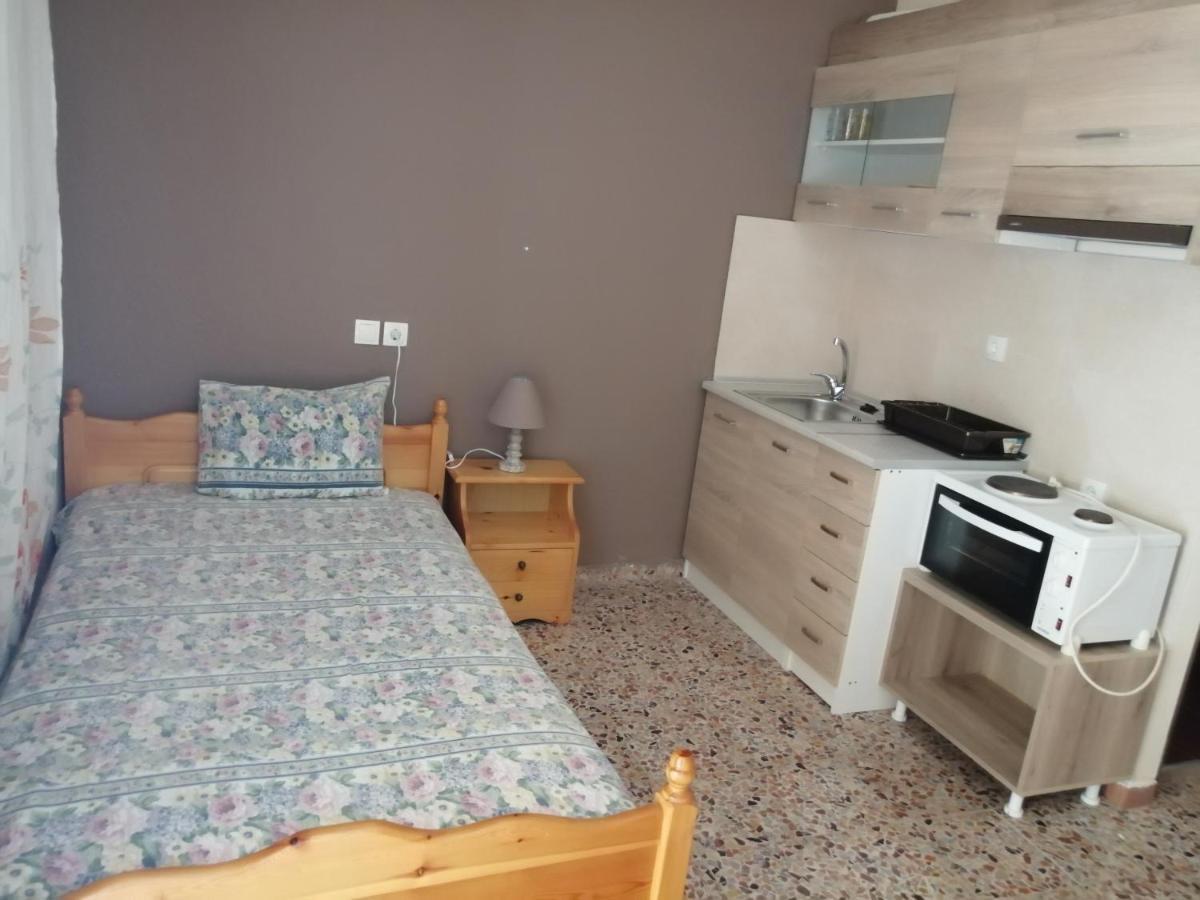 אפרטהוטל Néa Meságkala Ο Ακλόνητος מראה חיצוני תמונה
