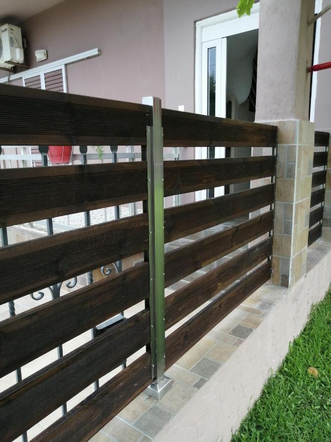 אפרטהוטל Néa Meságkala Ο Ακλόνητος מראה חיצוני תמונה
