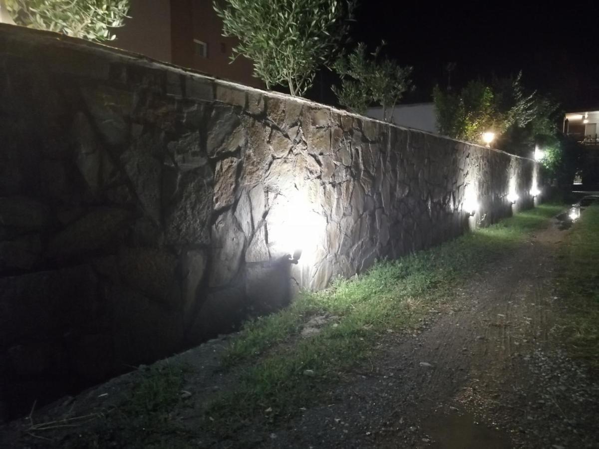 אפרטהוטל Néa Meságkala Ο Ακλόνητος מראה חיצוני תמונה